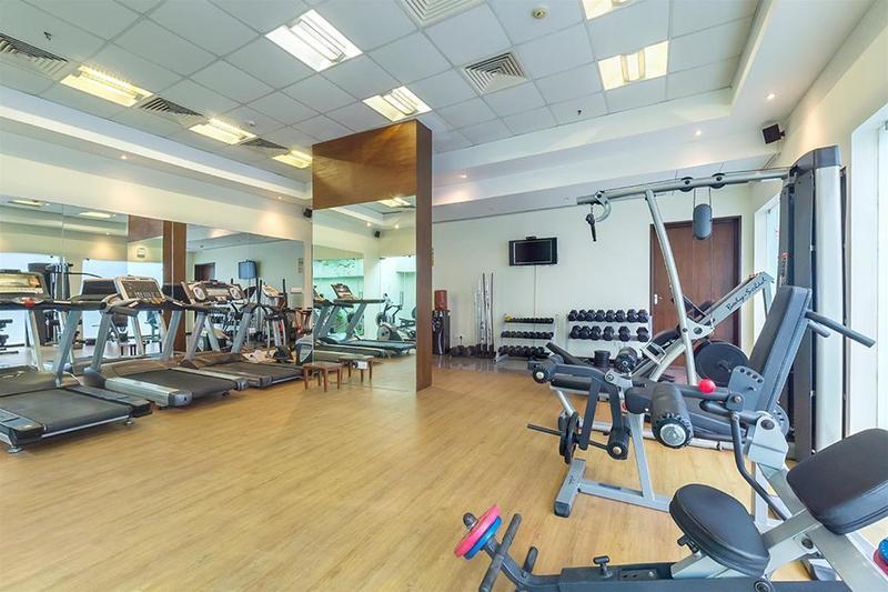 The Sunway Manor Hotel Пондичери Екстериор снимка